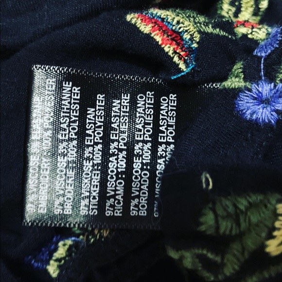 🖤 Anthropologie Black Boho Hippie Floral BELL SLEEVE Blouse top - Picture 5 of 8